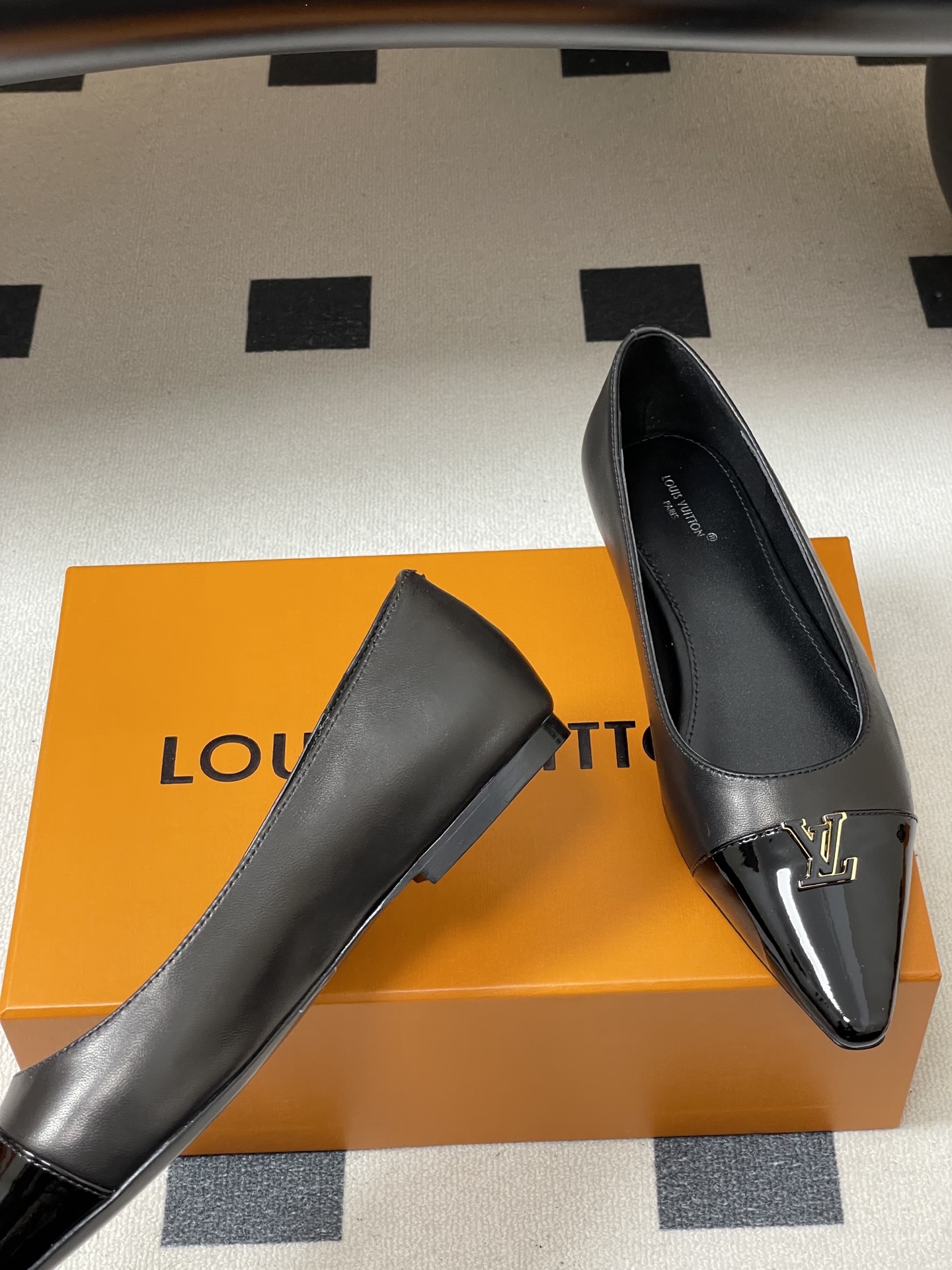 Women's high heels